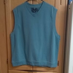 Men's large teal Nike golf vest.